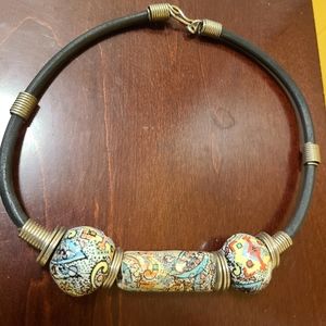 Unique pattern Choker style necklace